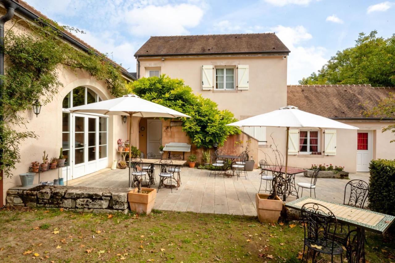 Domaine De La Combotte Bed and Breakfast Nantoux Exteriör bild