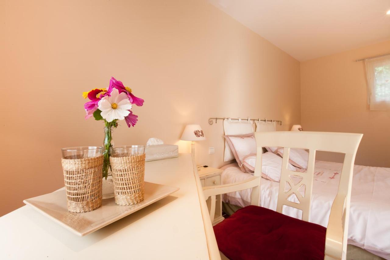 Domaine De La Combotte Bed and Breakfast Nantoux Exteriör bild