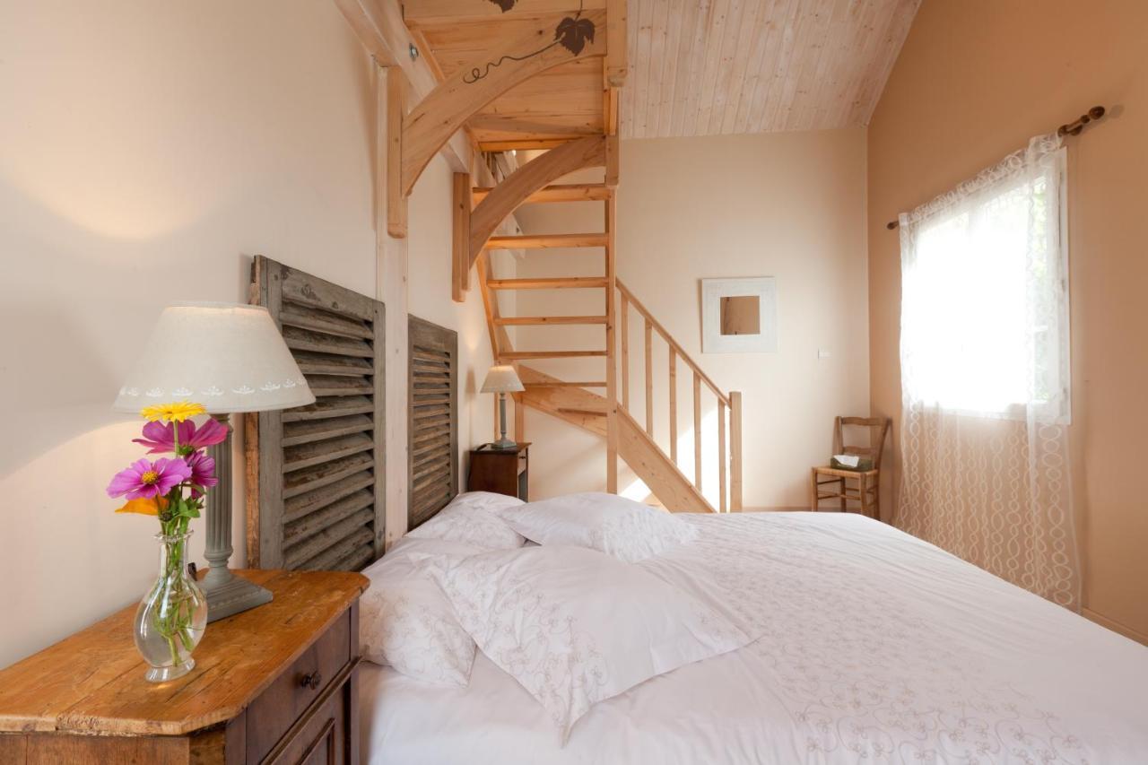 Domaine De La Combotte Bed and Breakfast Nantoux Exteriör bild