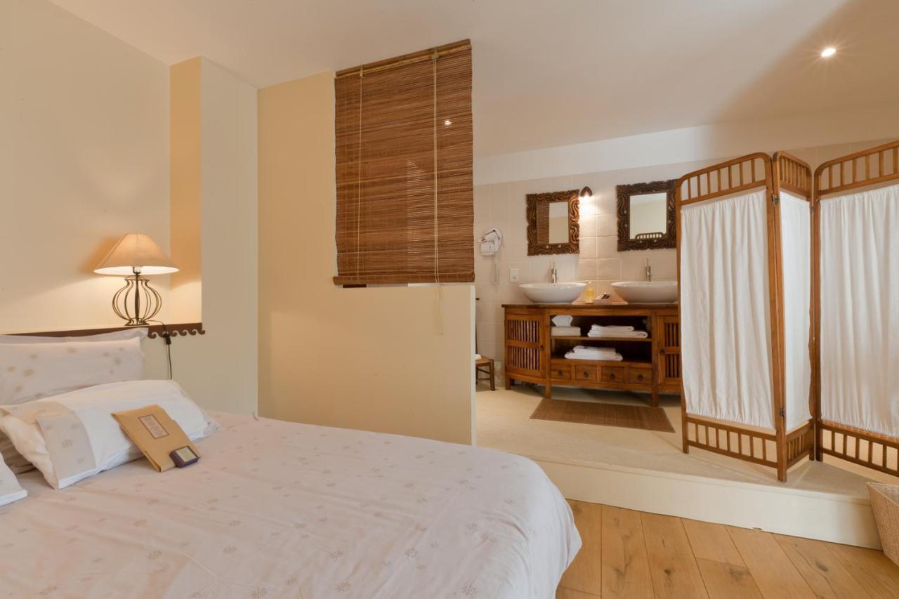 Domaine De La Combotte Bed and Breakfast Nantoux Exteriör bild