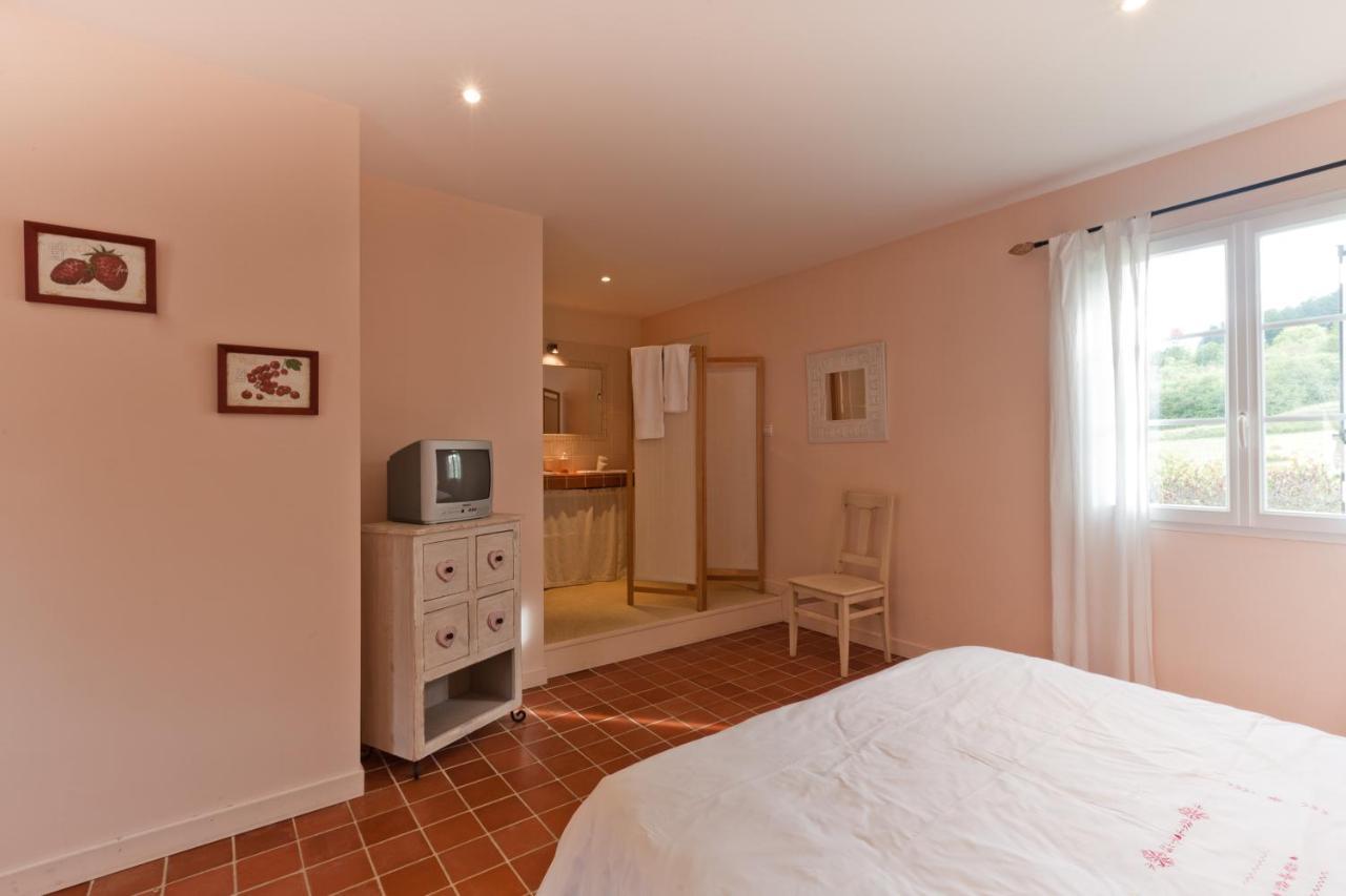 Domaine De La Combotte Bed and Breakfast Nantoux Exteriör bild
