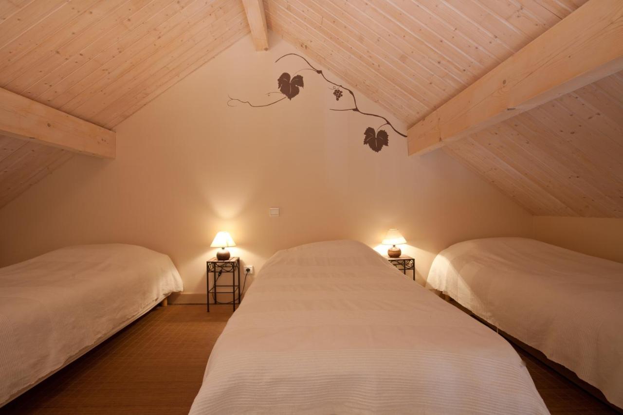 Domaine De La Combotte Bed and Breakfast Nantoux Exteriör bild