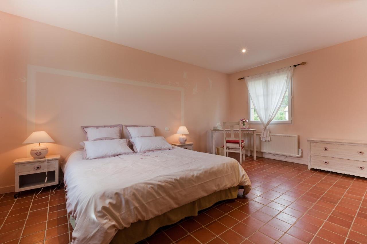 Domaine De La Combotte Bed and Breakfast Nantoux Exteriör bild